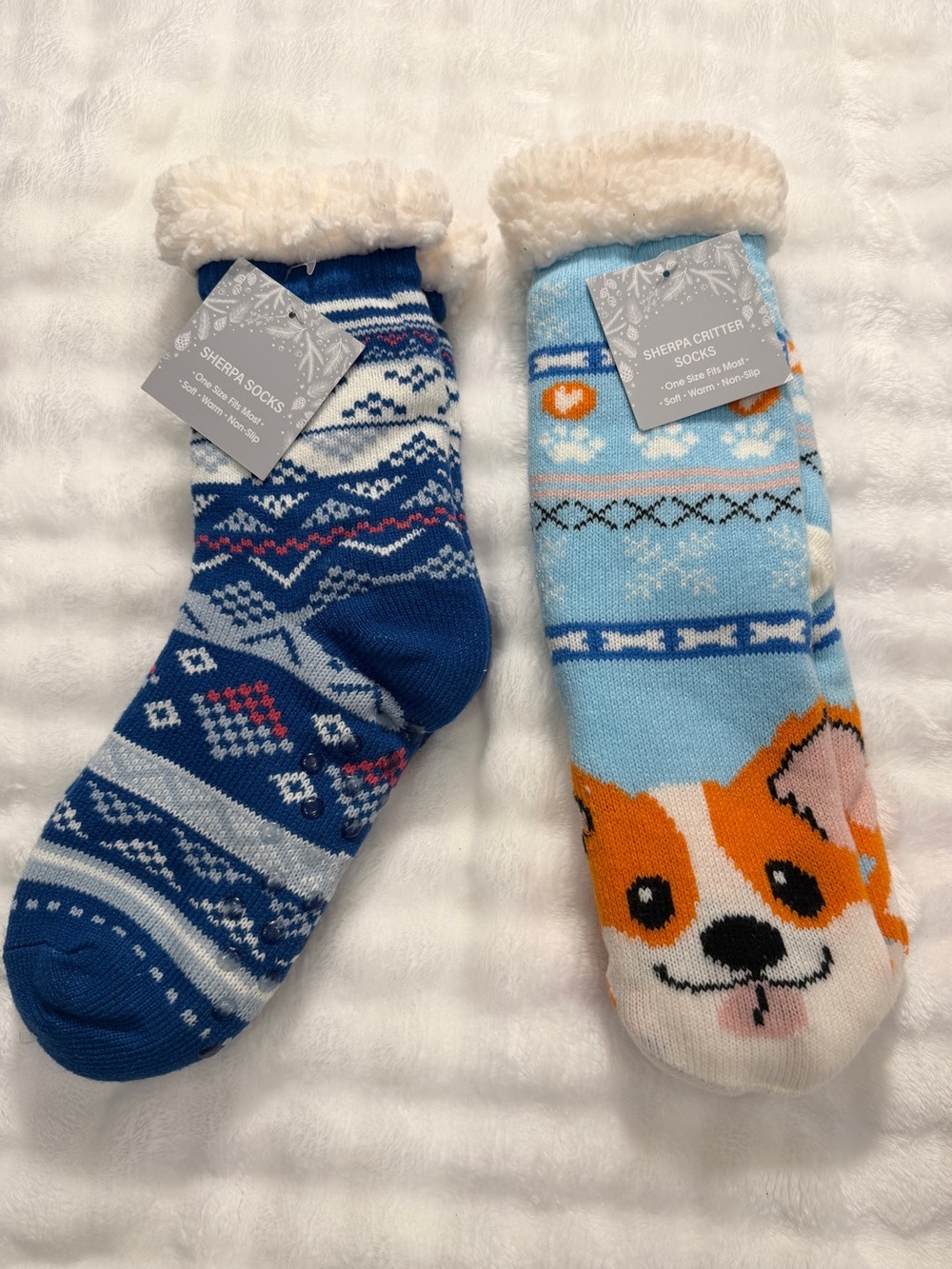 NWT Unisex Cozy Sherpa Lined Novelty Socks with Anti-Grip Bottoms